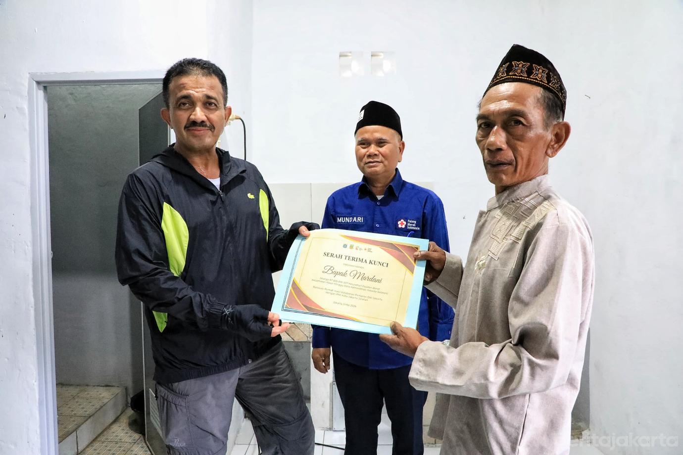 2.Peresmian Bedah Rumah di Pejaten Barat