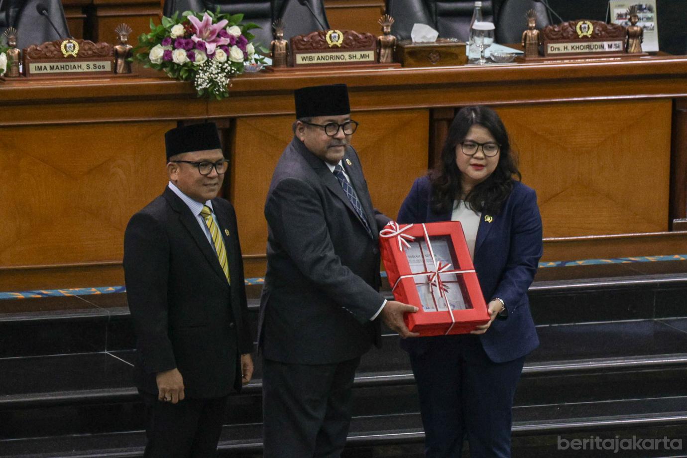 6 Rano Karno Setujui Pembahasan Raperda Sistem Kesehatan dan Perlindungan Perempuan 6