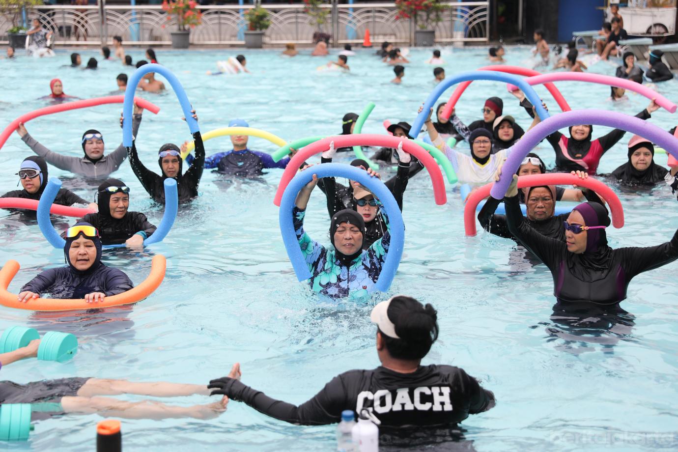 Kolam Renang Otista Gratis 4