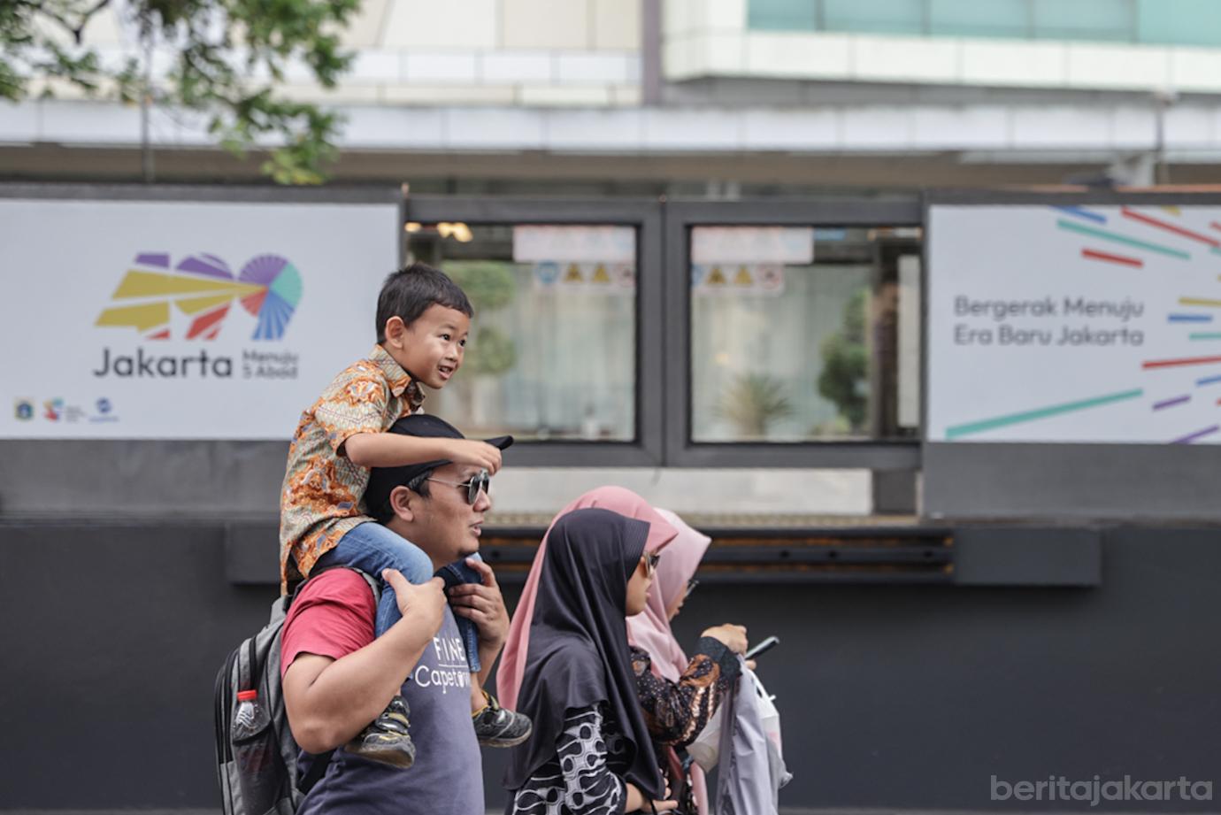 Warga Nikmati Sore di Puncak Perayaan HUT Jakarta ke 499 7