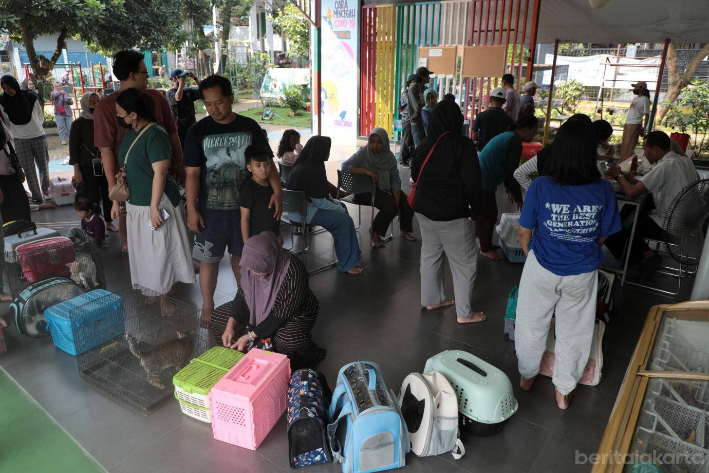 2.Sebanyak 105 HPR Berhasil Divaksinasi di RPTRA Shibi