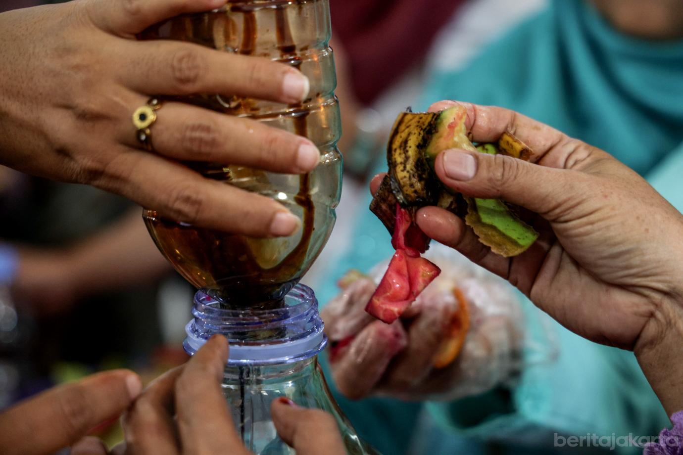 5 Workshop Pembuatan Ekoenzim serentak di Lima Wilayah 5