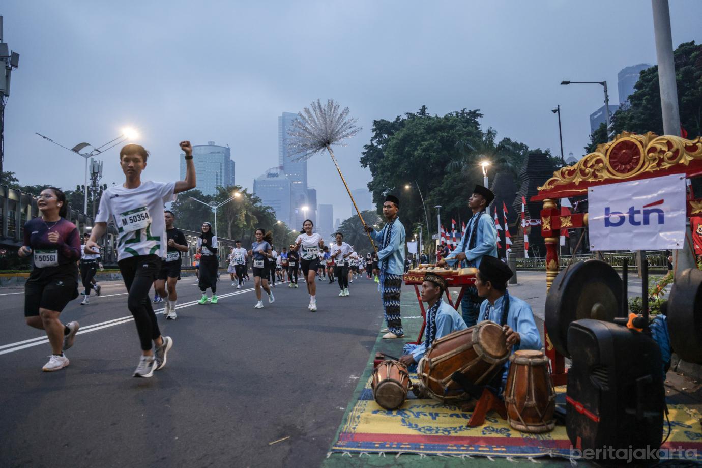 07 45 Ribu Pelari Ikuti BTN Jakarta International Marathon 2026 7