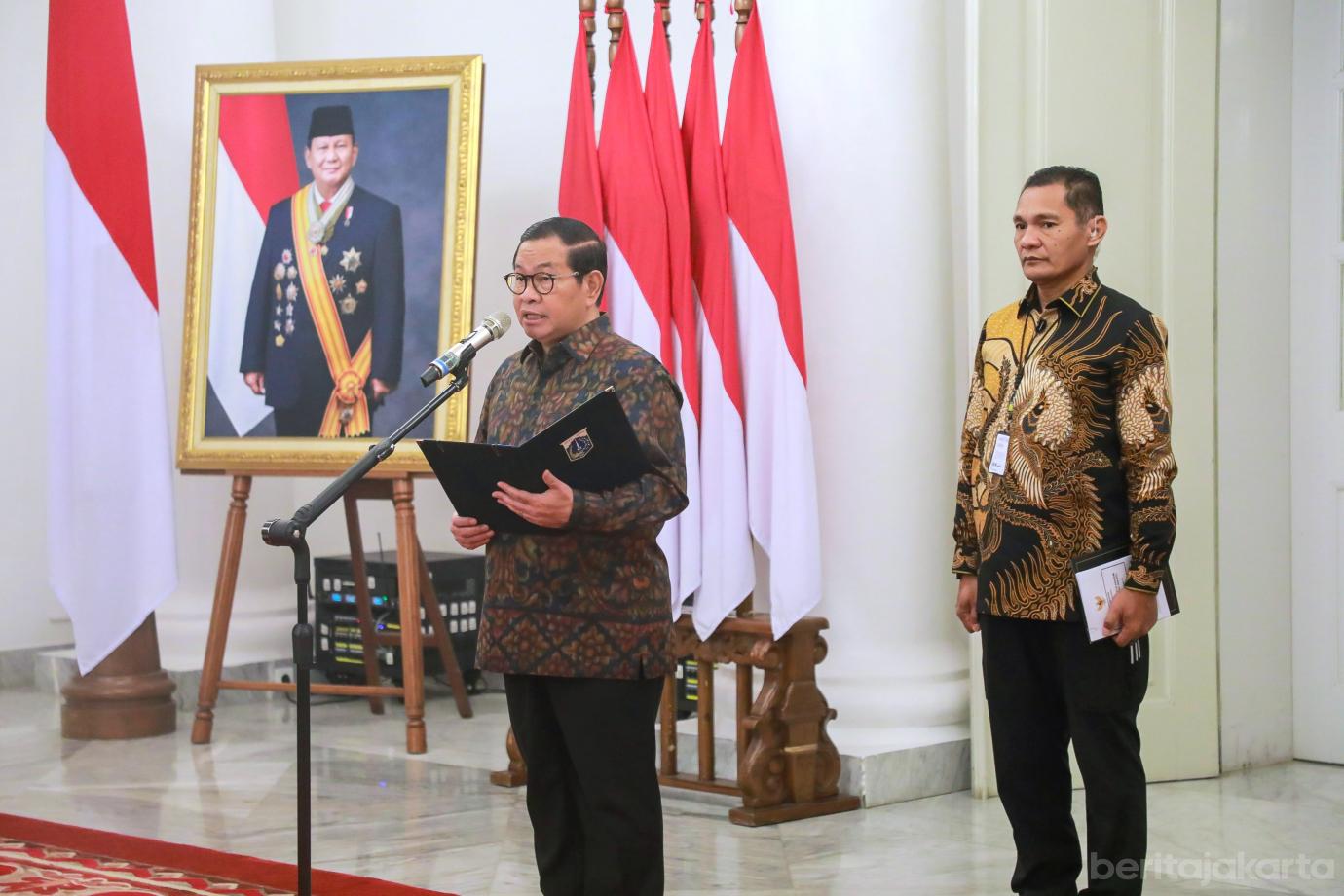 4anggota Akademi Jakarta 