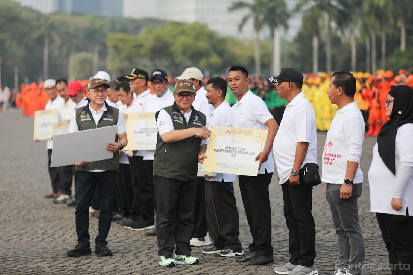 Apel Jaga Jakarta Pilah Sampah 6