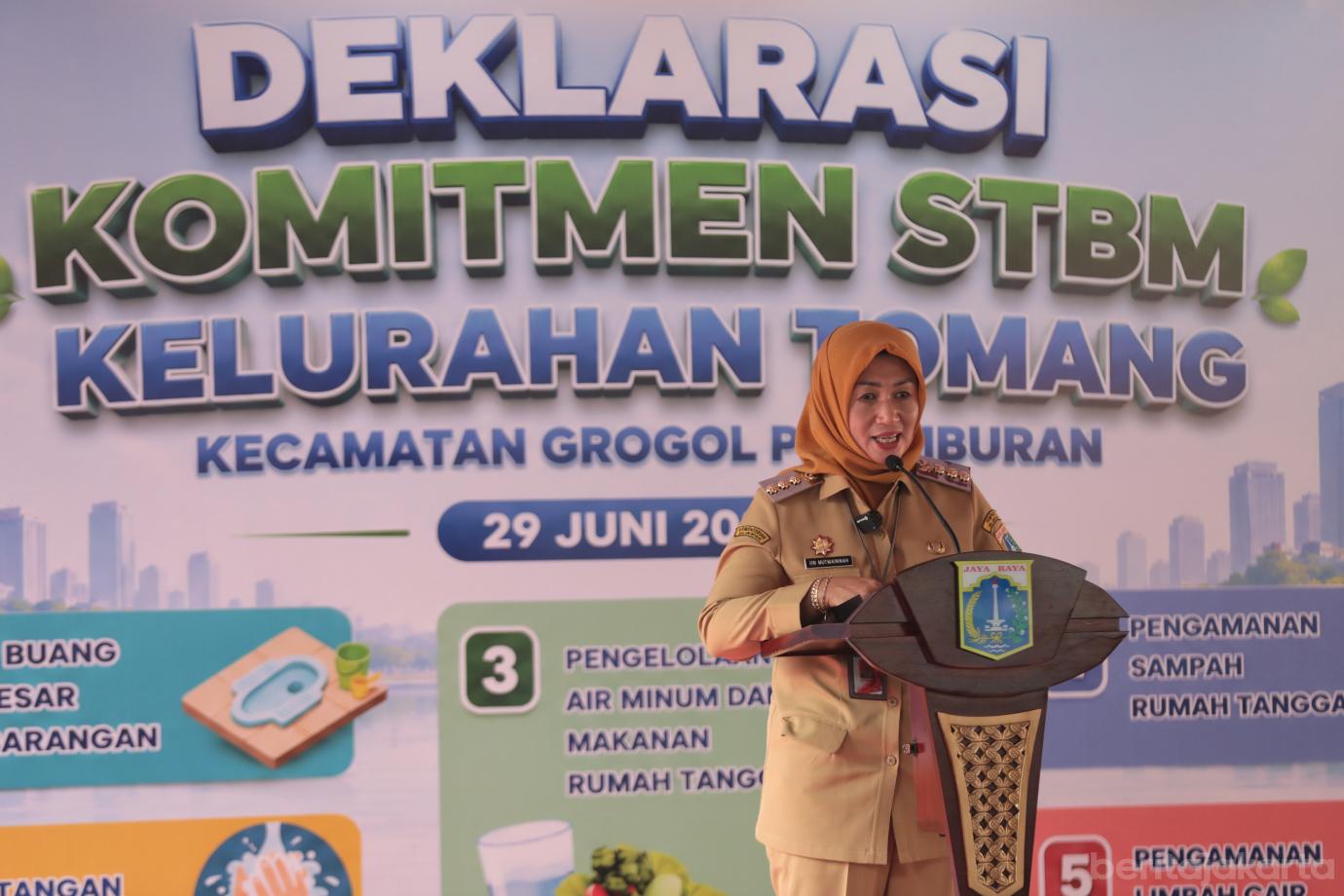 2.Wagub Rano Deklarasikan Komitmen ODF di Kelurahan Tomang