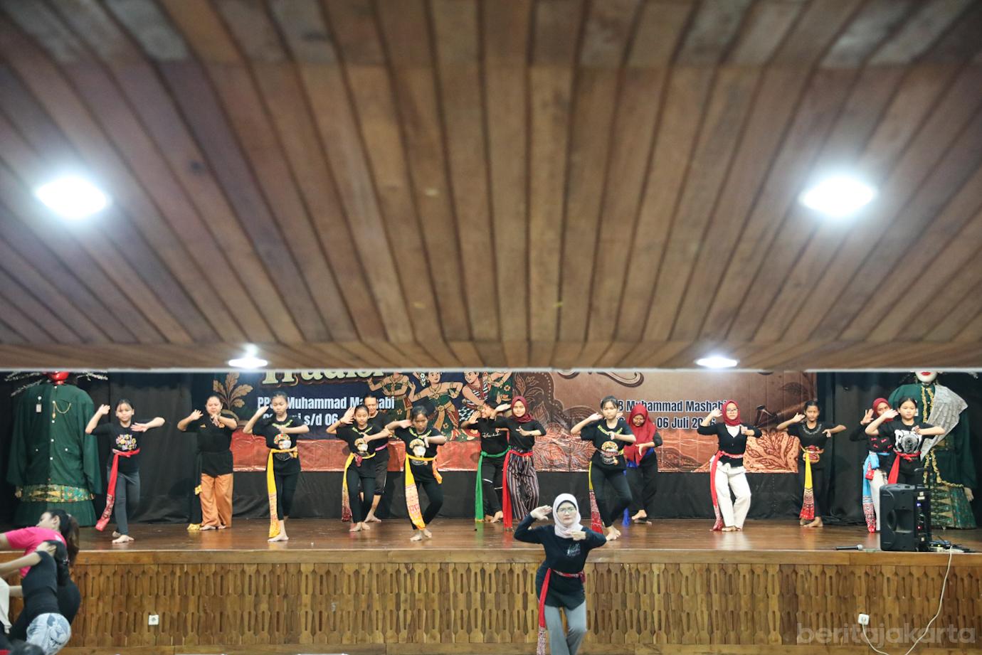 Pelatihan Tari Sudinbud Jakpus 5
