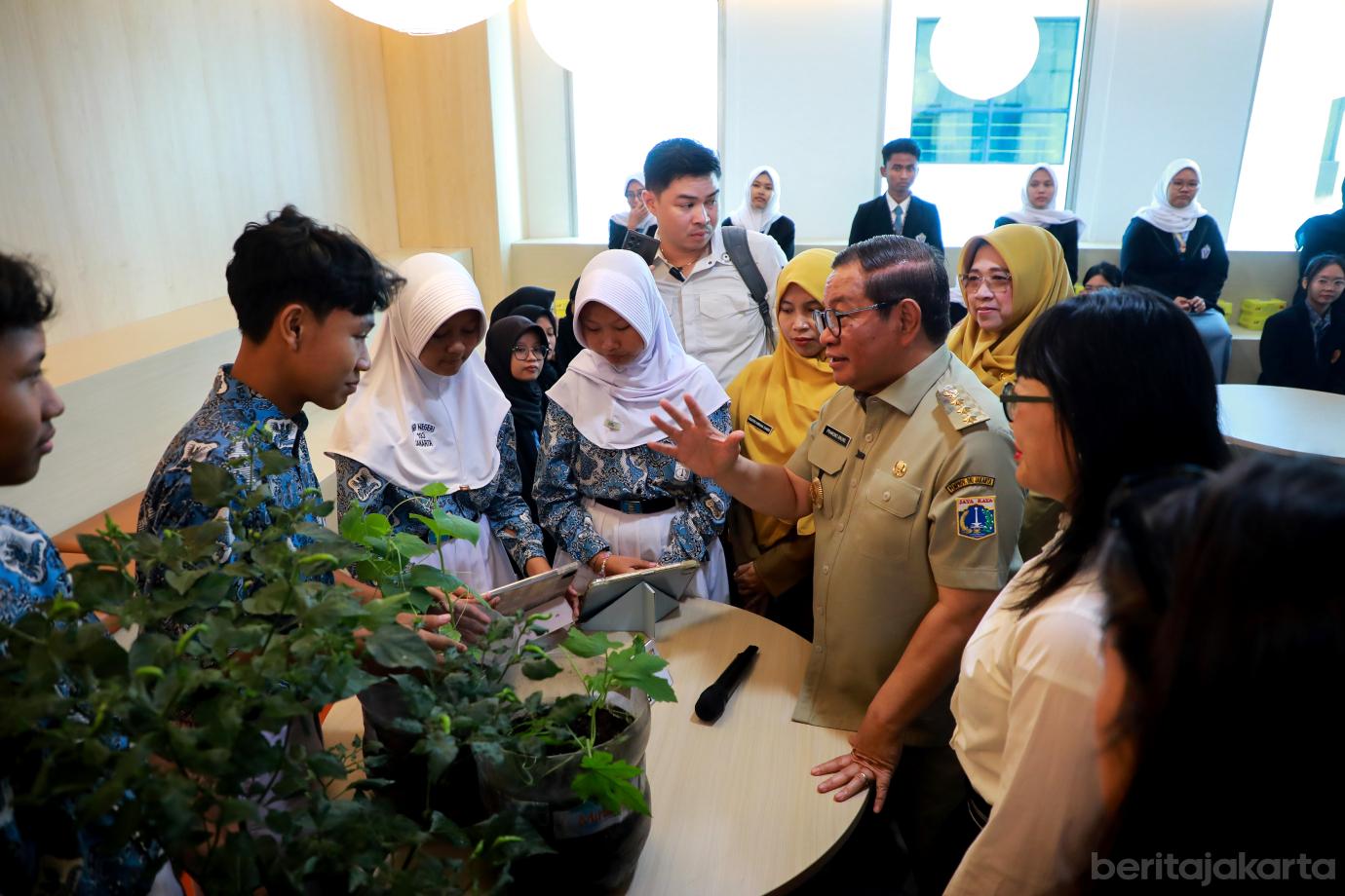 1Peresmian Urban Knowledge Hub