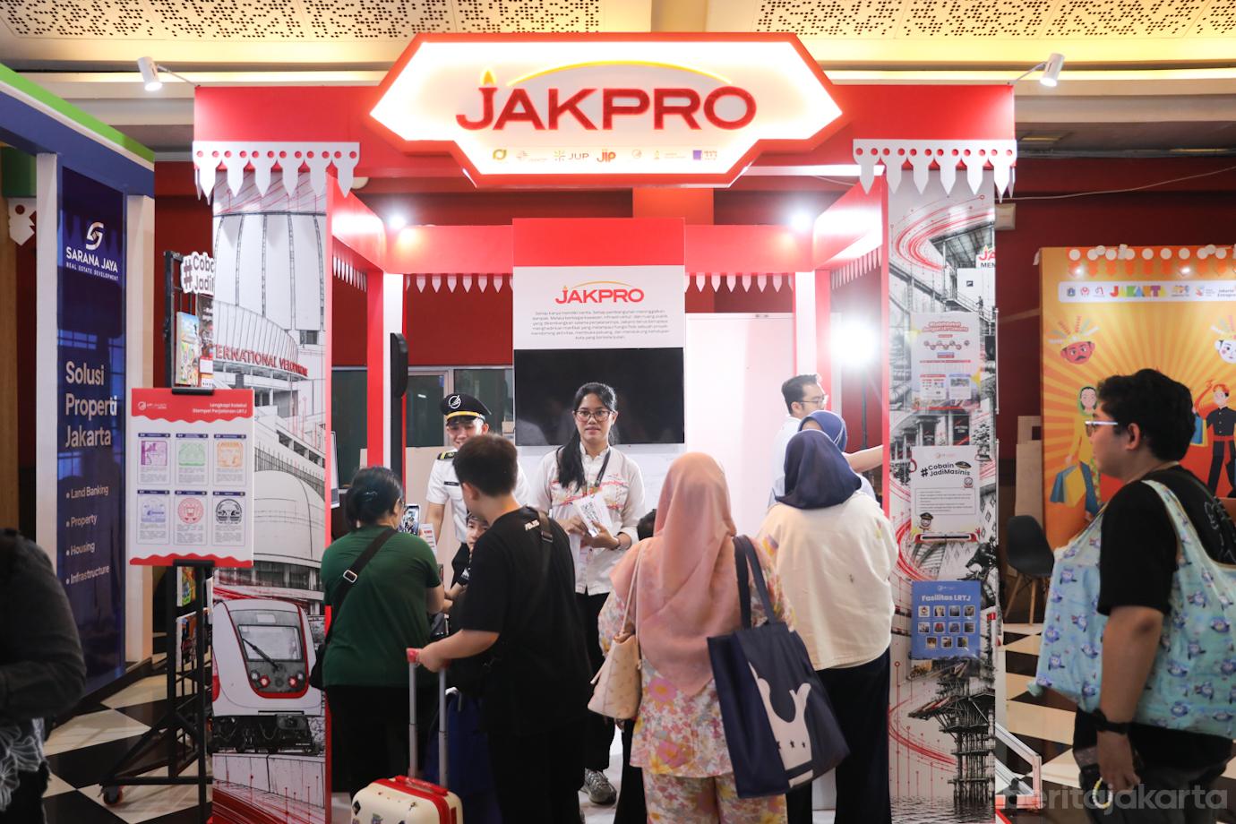 Masinis LRT Jakarta PRJ 2026 6