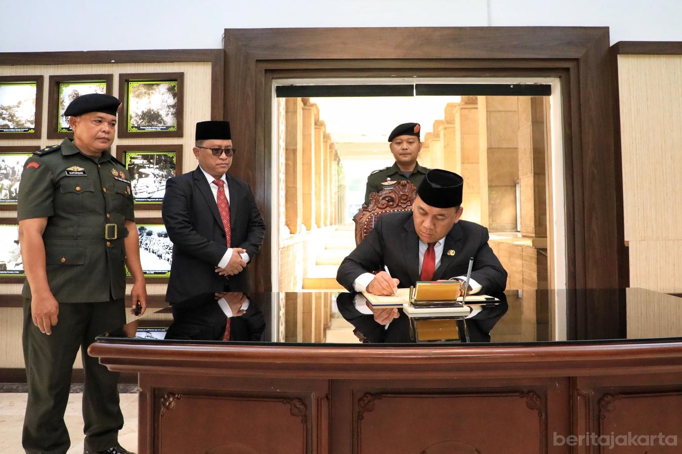 7.Ziarah TMP Kalibata