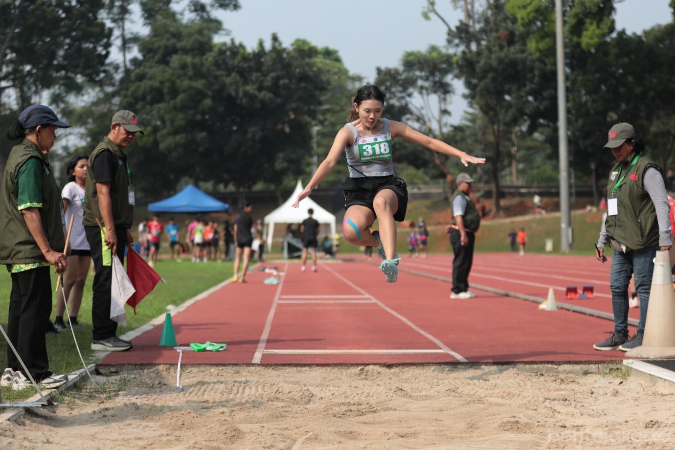8.Kejuaraan Atletik Pelajar Jaksel Diikuti 300 Peserta 