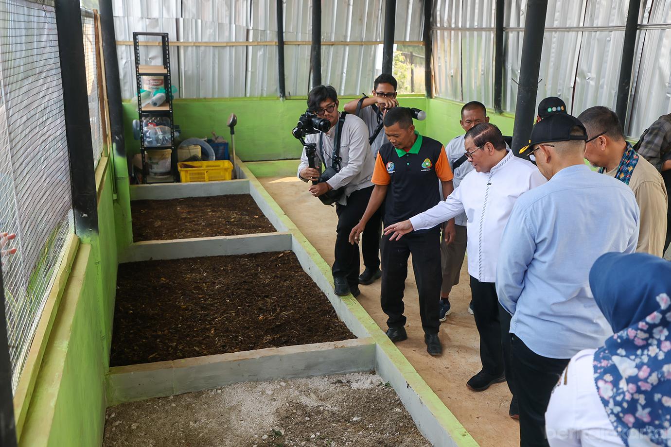 Gub pusat ketahanan pangan banten 07