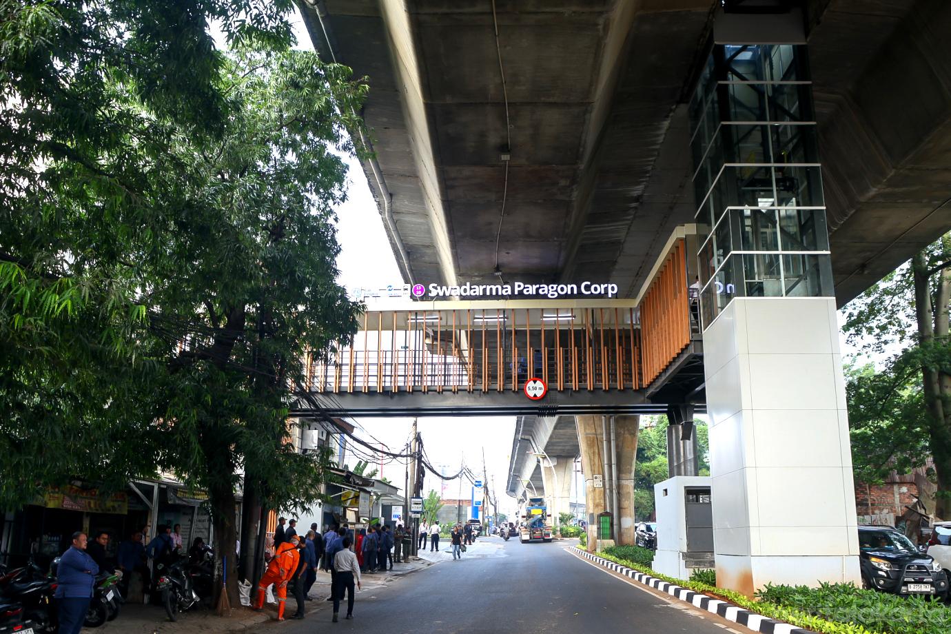 2 Halte Swadarma Paragon