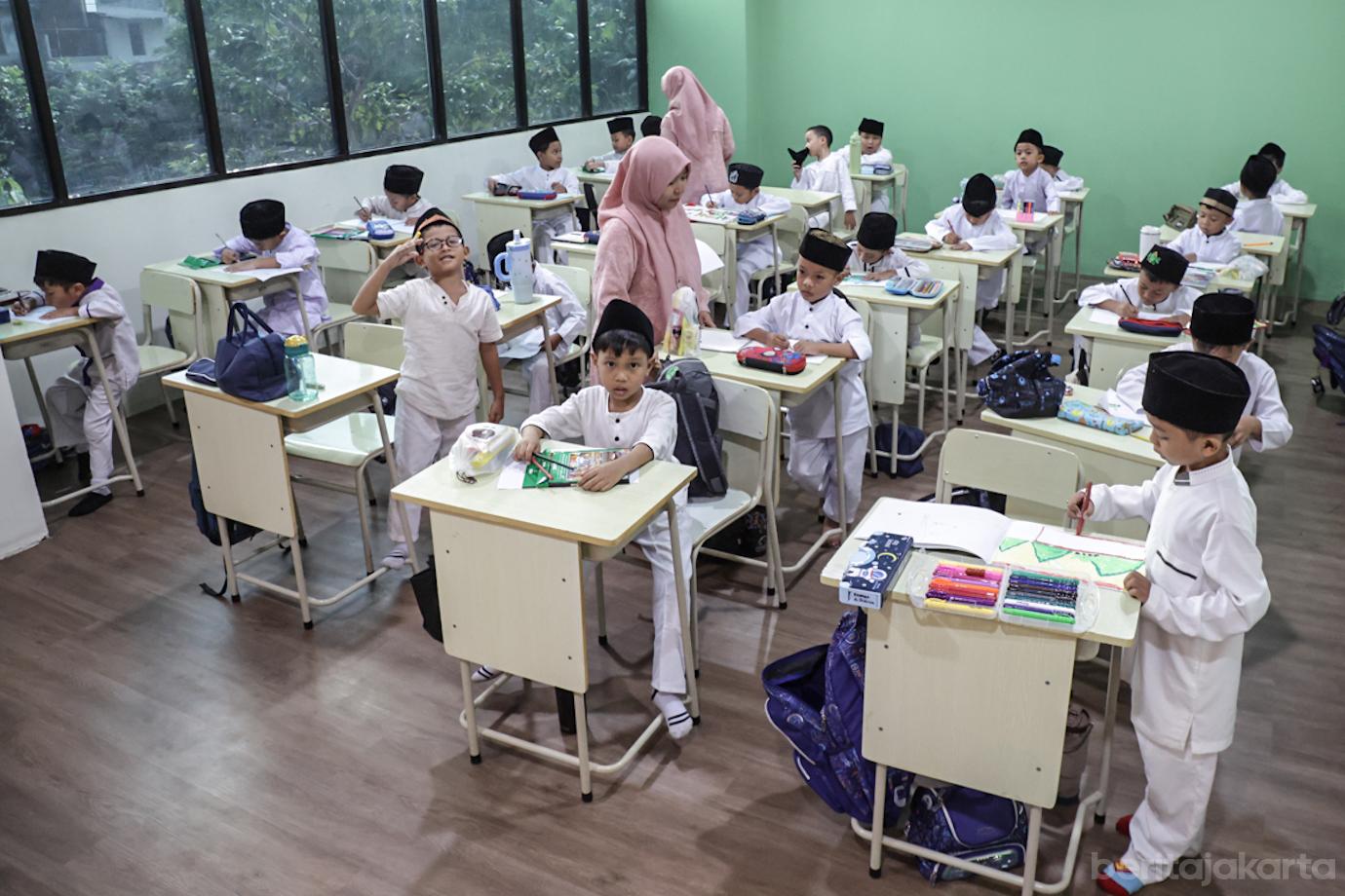 Rano Karno Resmikan Kampung Quran Rusun Penjaringan 3