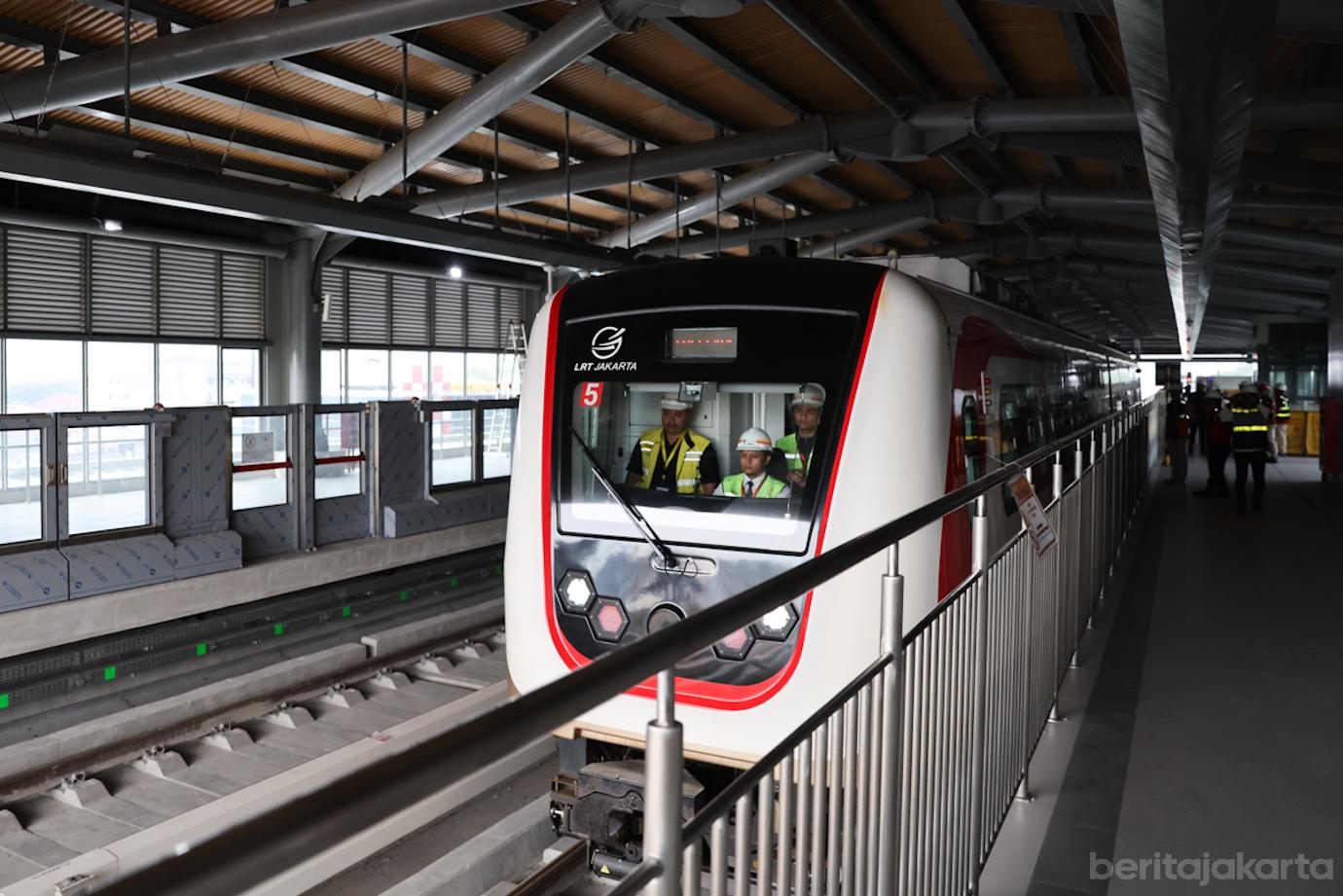Uji Coba LRT Jakarta 2