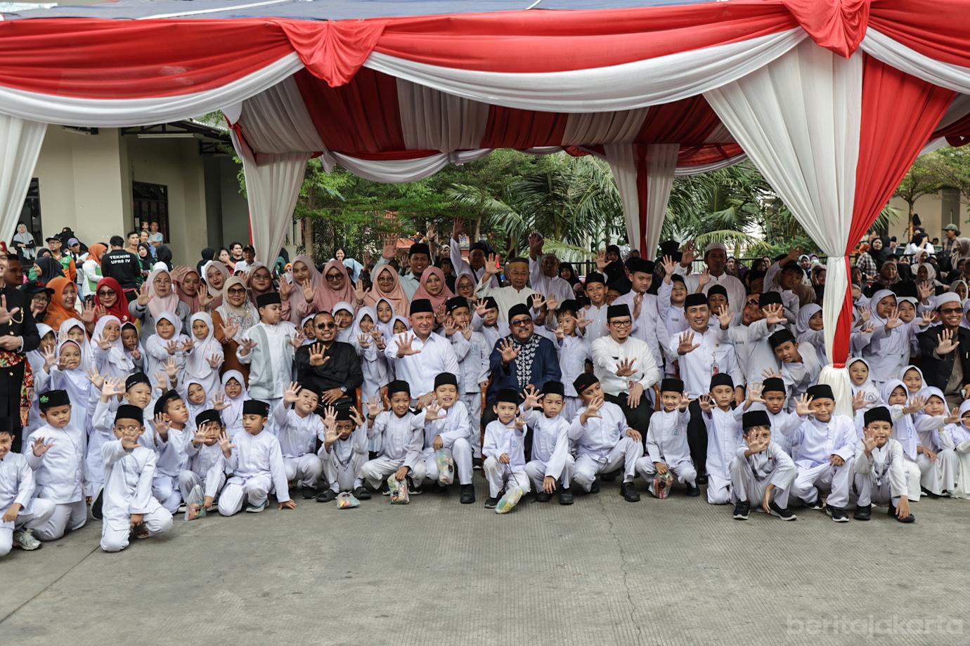Rano Karno Resmikan Kampung Quran Rusun Penjaringan 7