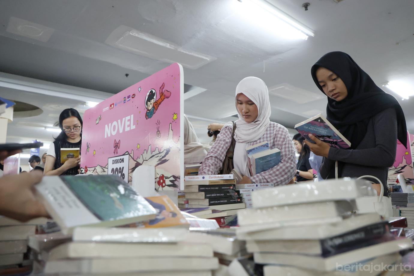 2.Berburu Buku di Semesta Buku Jakarta 2026