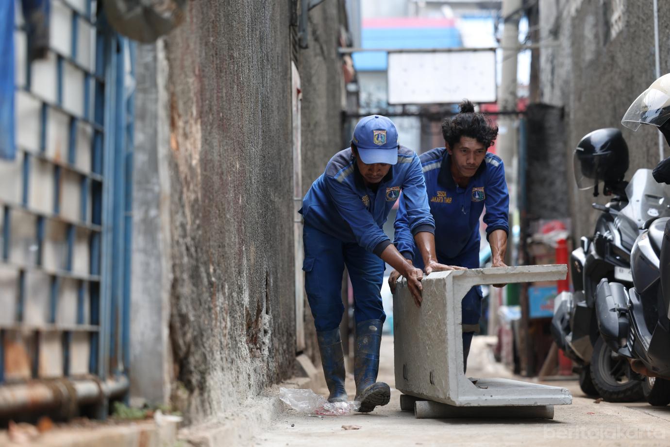 7.Satpel SDA Jatinegara Bangun Saluran Air Sepanjang 86 Meter