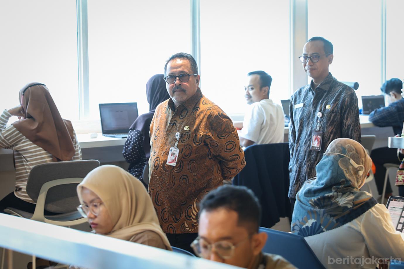 ONCSMbtsEYe3ih0siVqvg1tm56rilA3t.jpg