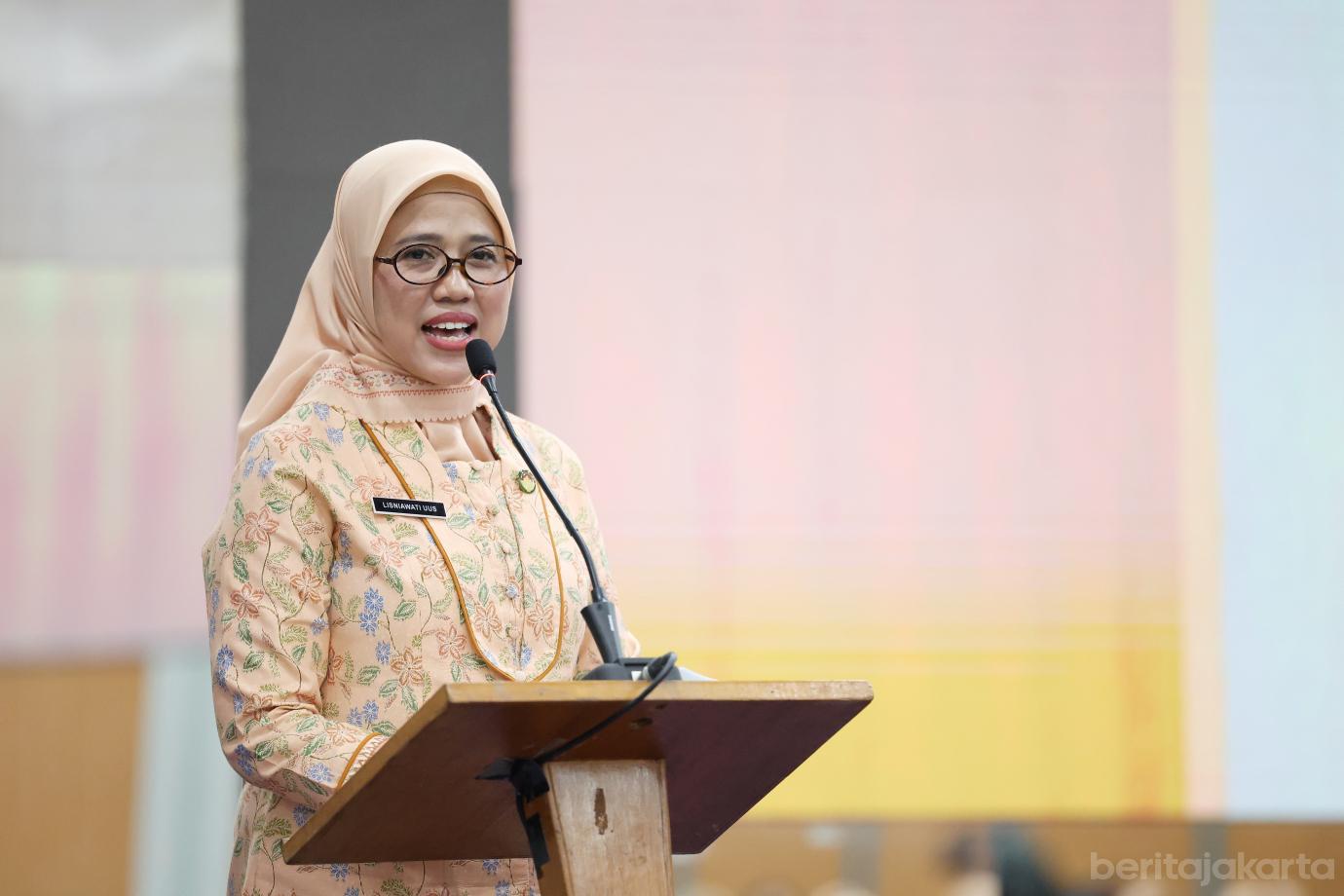2.DWP DKI Jakarta Gelar Pelatihan Kerajinan Macrame bagi 150 Peserta