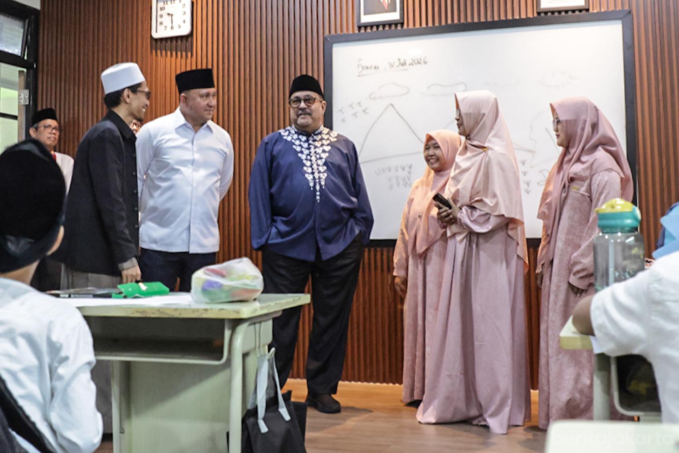 Rano Karno Resmikan Kampung Quran Rusun Penjaringan 5
