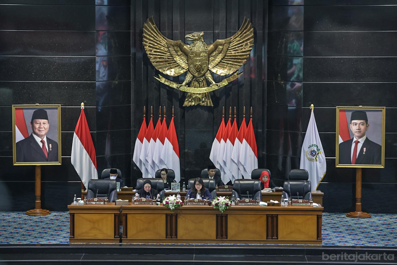 Rano Apresiasi DPRD Bahas Rancangan Perubahan Perda Pajak dan Retribusi Daerah  1a