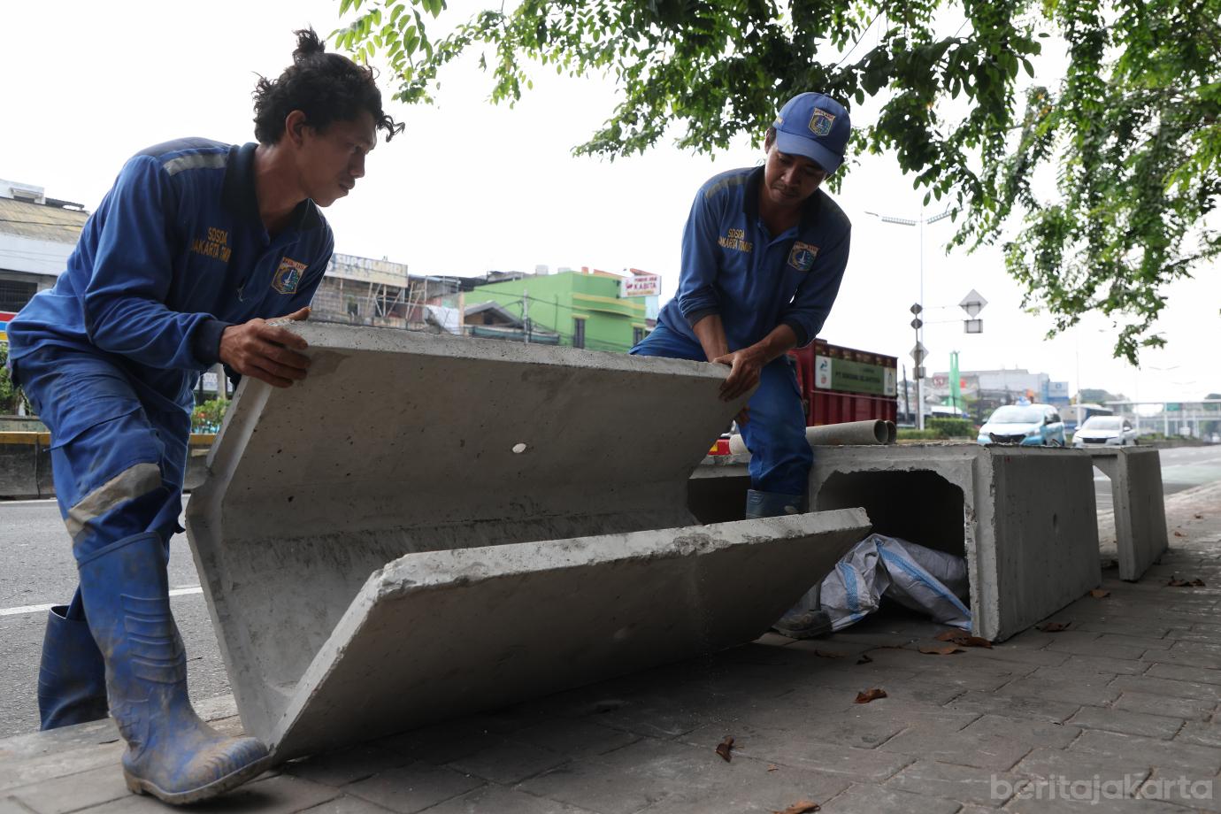 6.Satpel SDA Jatinegara Bangun Saluran Air Sepanjang 86 Meter