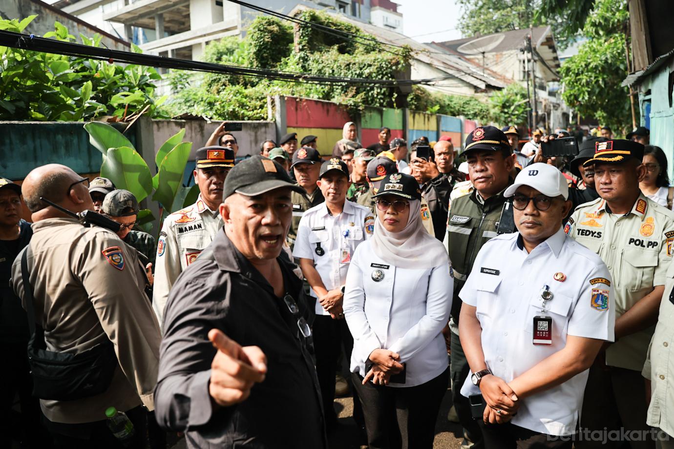 Penertiban Kp Bali 5