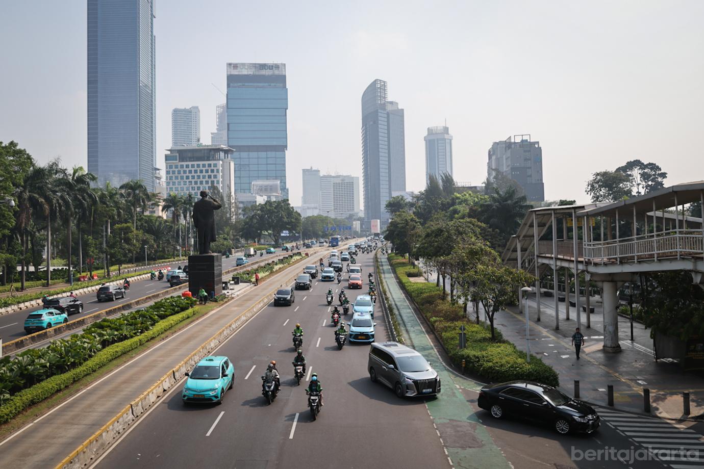 Pedestrian Deck Dukuh Atas 2