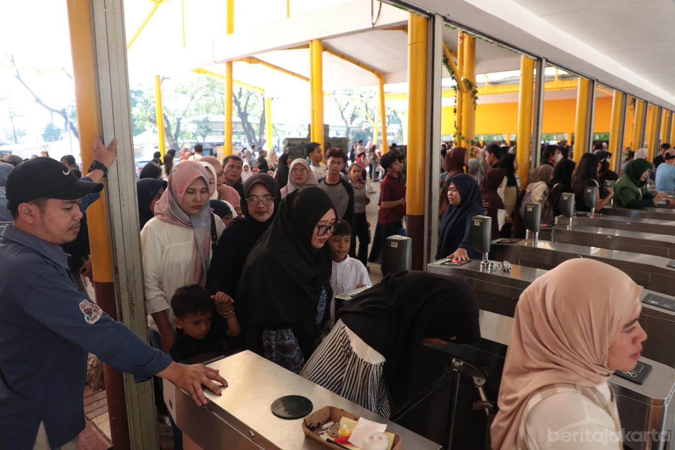 3.TMR Jadi Tempat Wisata Favorit Warga Menghabiskan Waktu Libur Sekolah