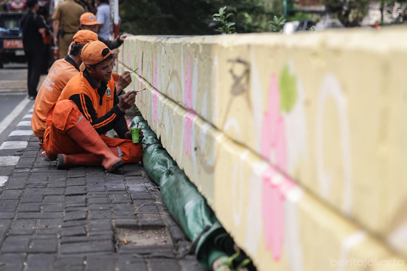 Penataan Bantaran Kali Cagak di Tanah Sereal 6