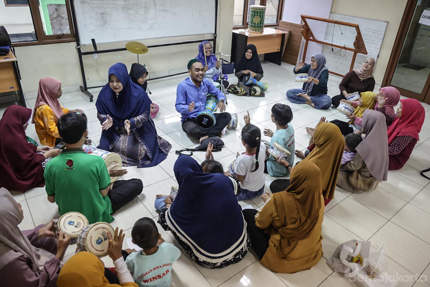 50 Penyandang Disabilitas Ikuti Pelatihan Seni Musik Marawis 1
