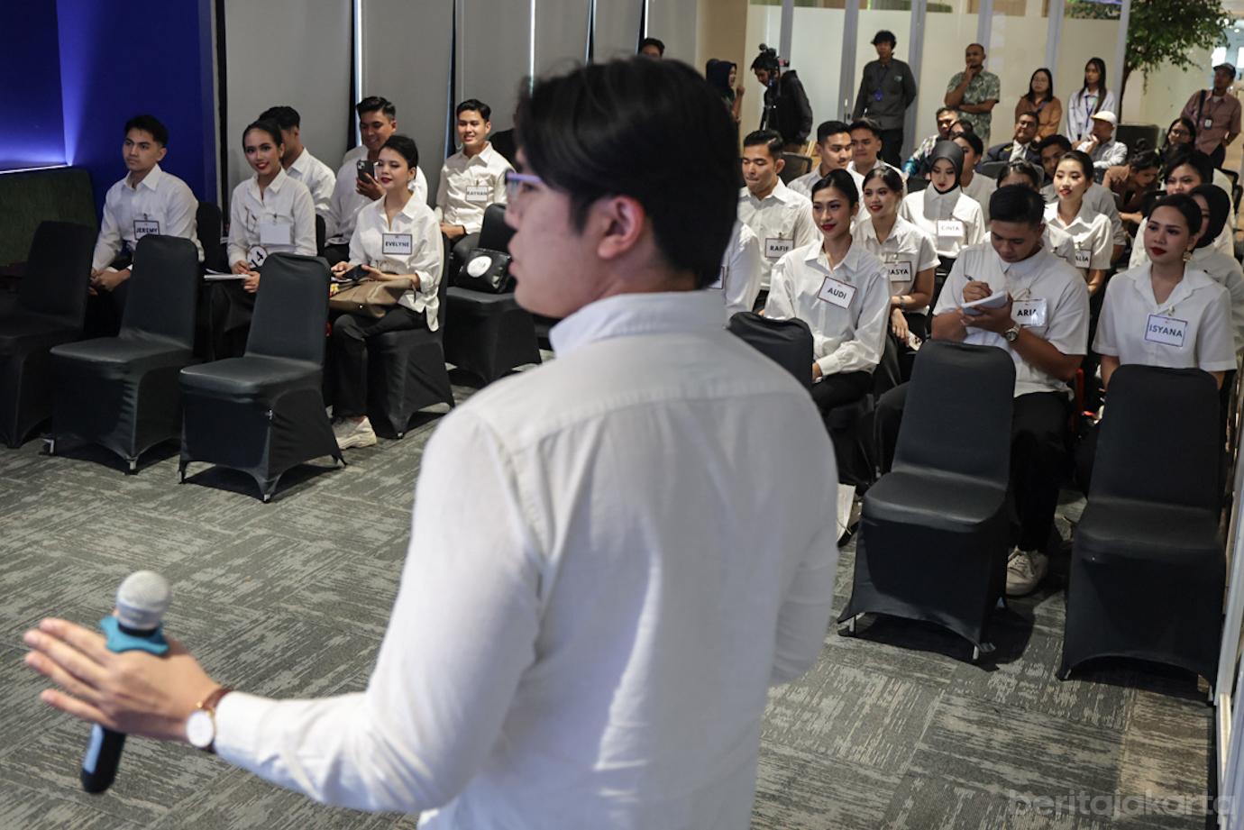 27 Finalis Abang None Ikuti Simulasi Stasiun Attendant MRT 1