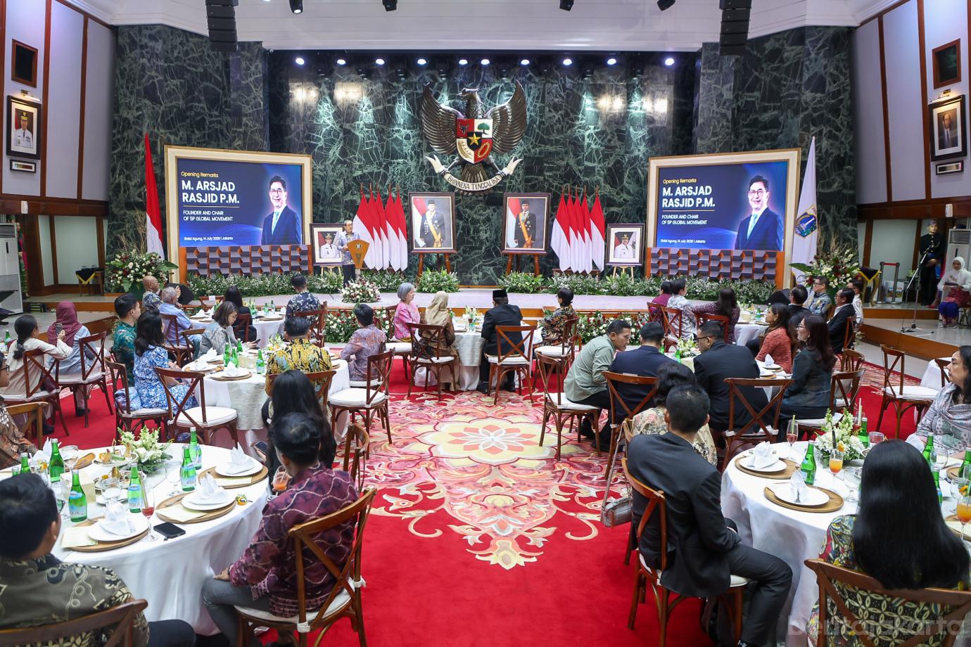 3 makan malam