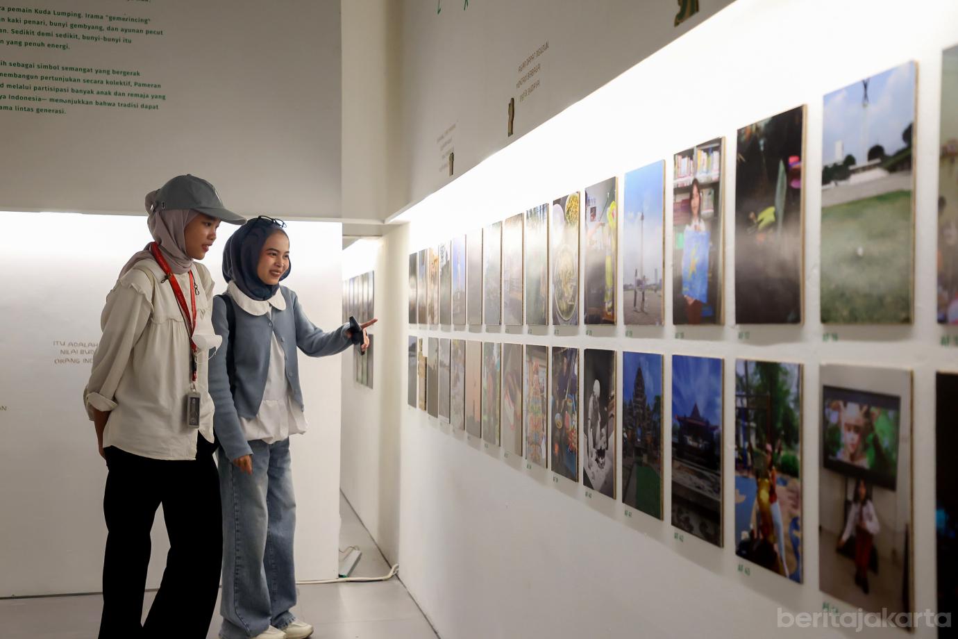 1 pameran awan cerah
