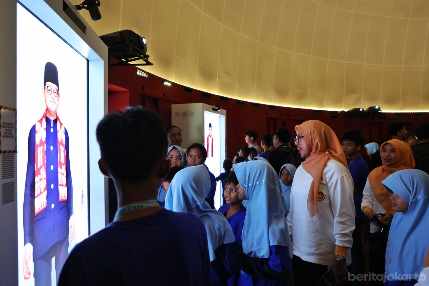 1.Seratusan Anak Panti Ikut Edukasi Wisata DWP DKI