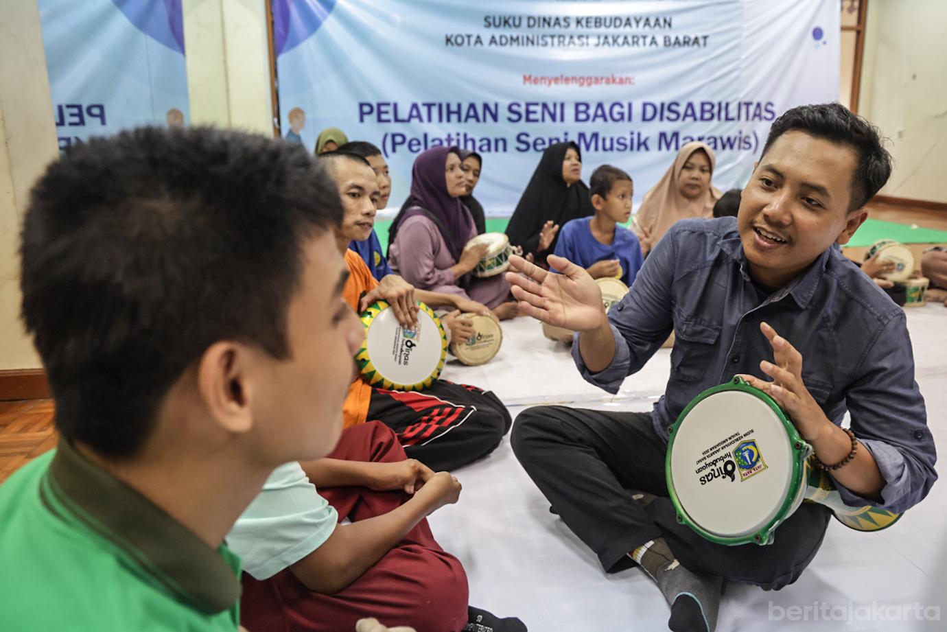 50 Penyandang Disabilitas Ikuti Pelatihan Seni Musik Marawis 4