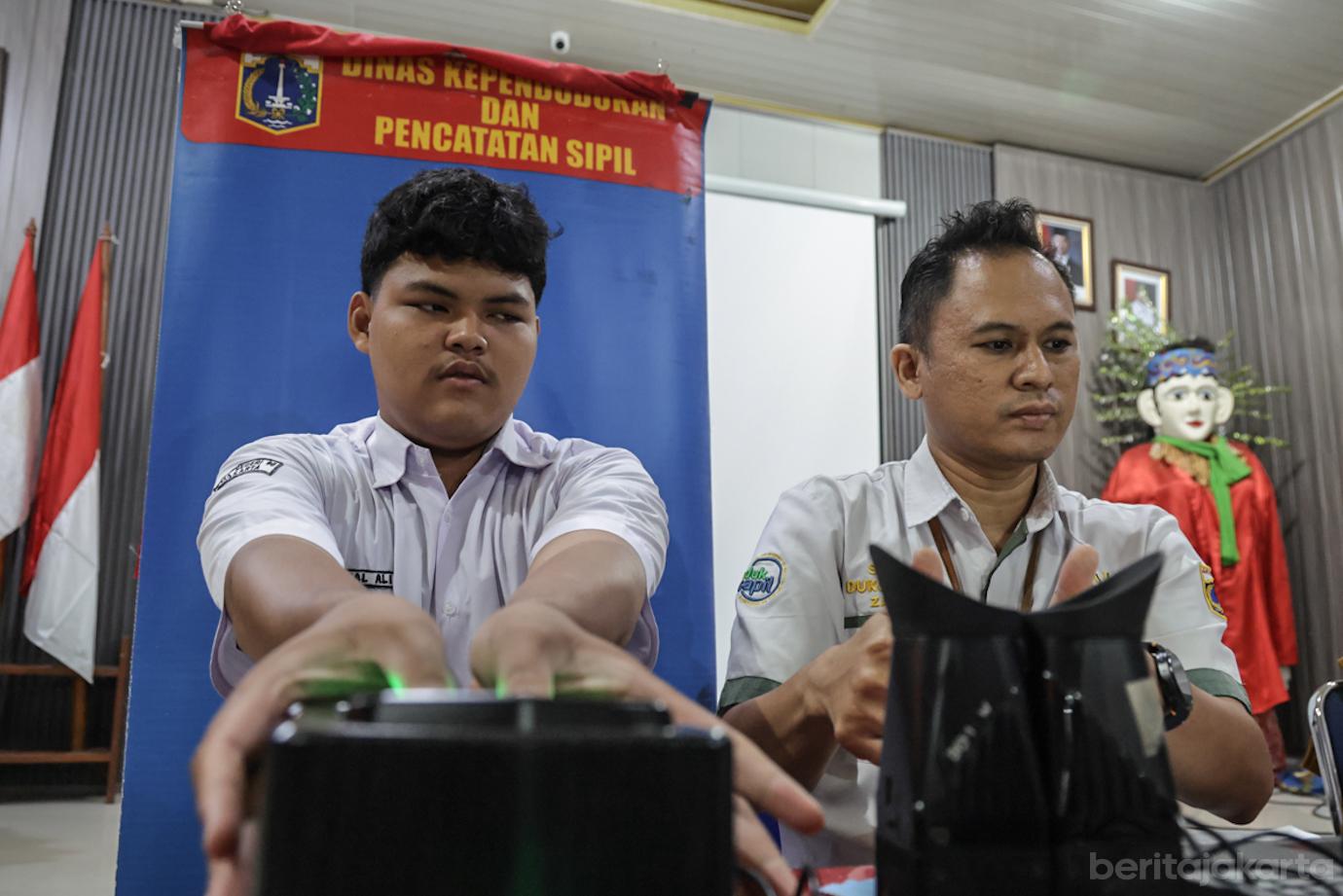 Sudin Dukcapil Jaksel Gelar Laksana Sultan di SMAN 90 Jakarta 3