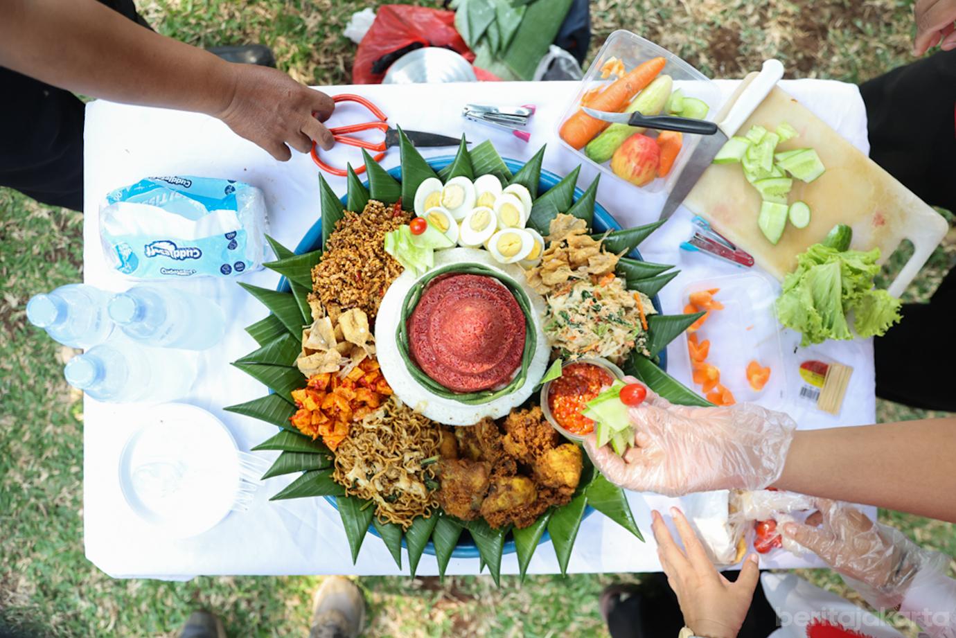 Lomba tumpeng KGT 5