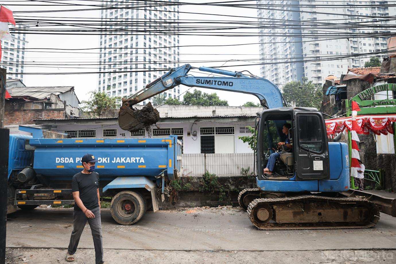 Normalisasi Saluran Jalan Abdul Jalil 7