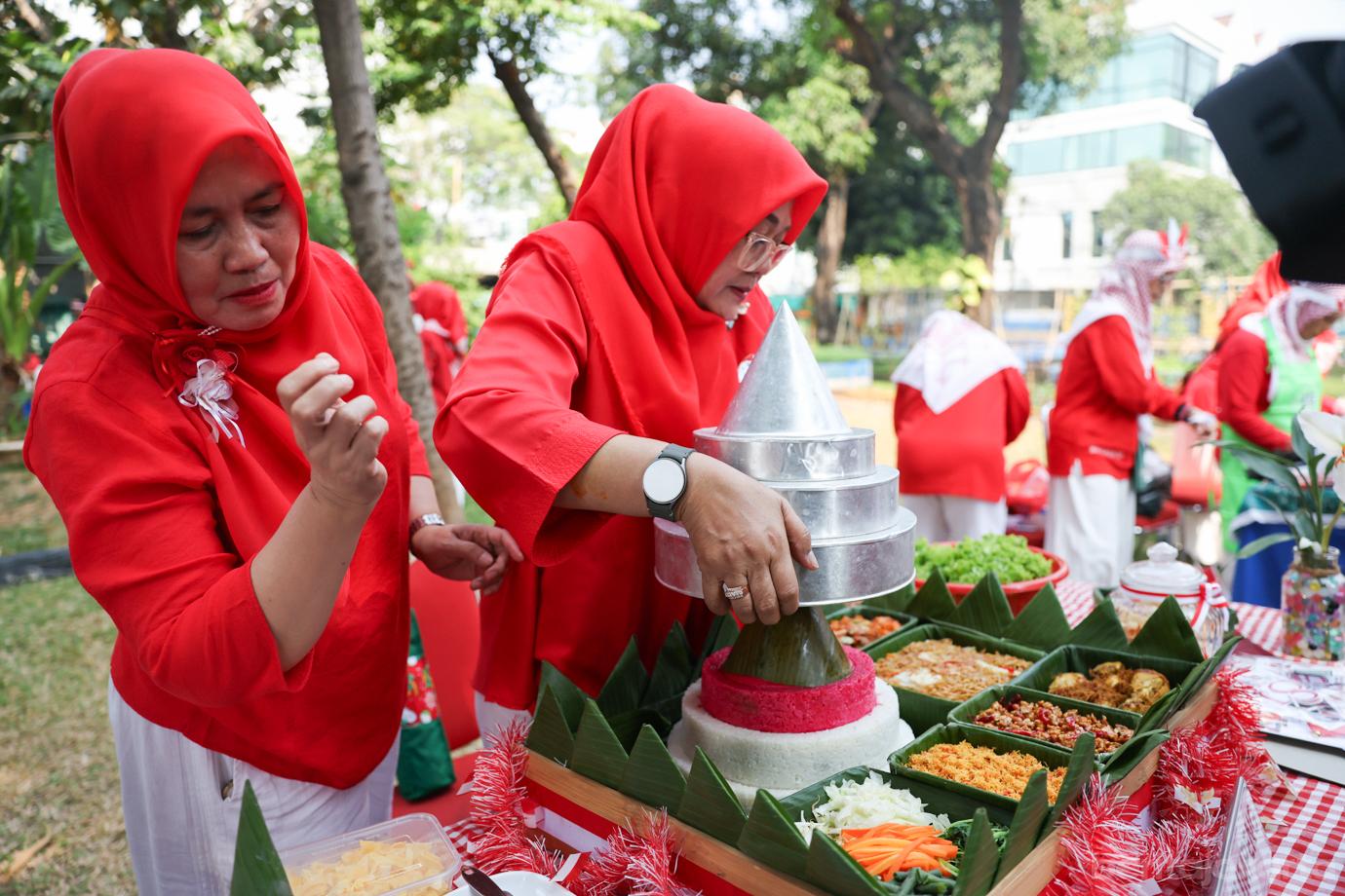 Lomba tumpeng KGT 6