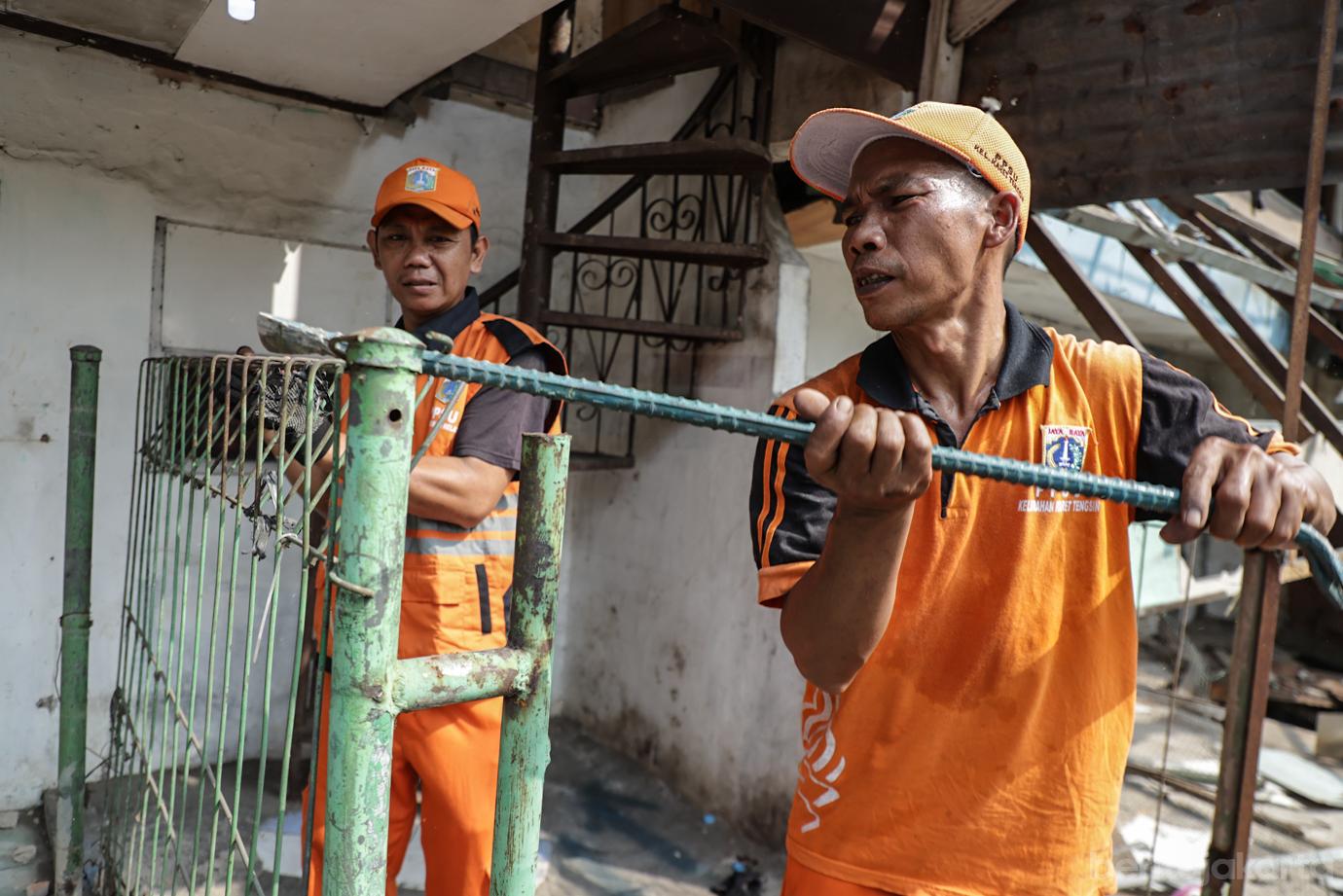 95 Bangunan di Jalan Karet Pasar Baru Timur V Ditertibkan 7