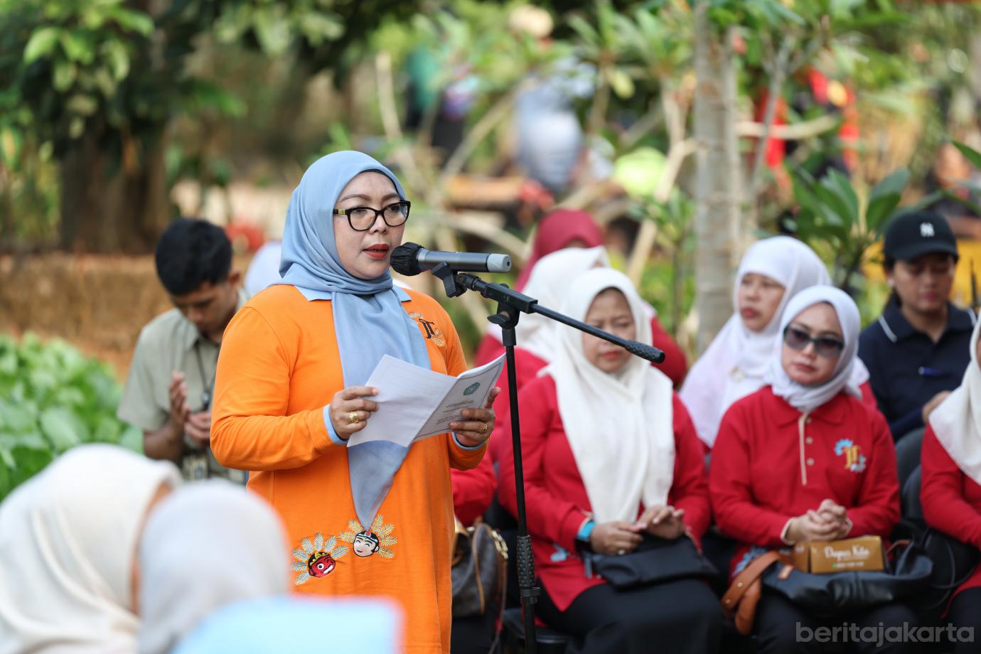1.Panen Jagung Jakarta Timur