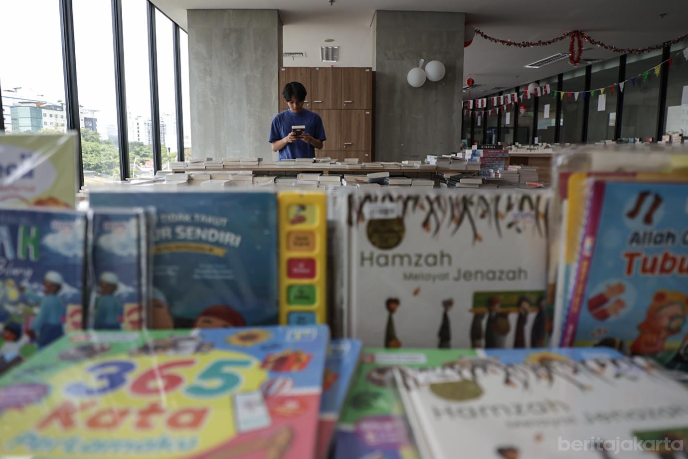 Menjelajahi Ribuan Buku di TIM Book & Literature Festival 2026 3