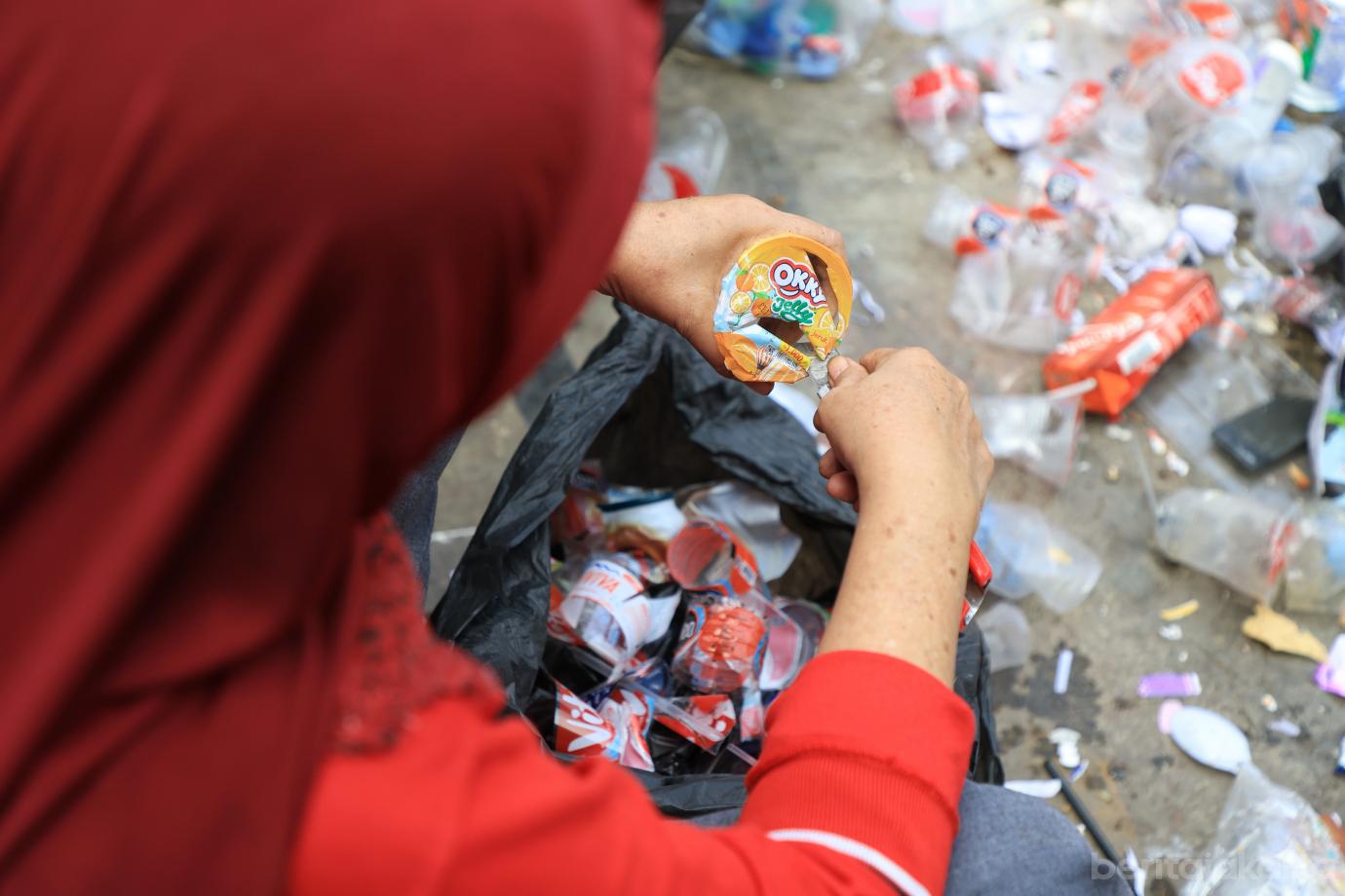 6.Bank Sampah Al Hidayah Kelola 300 Kilogram Sampah per Bulan