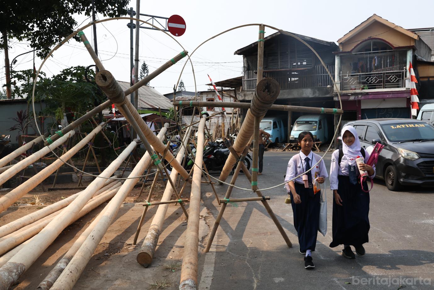 Penjualan Batang Pohon Pinang 2
