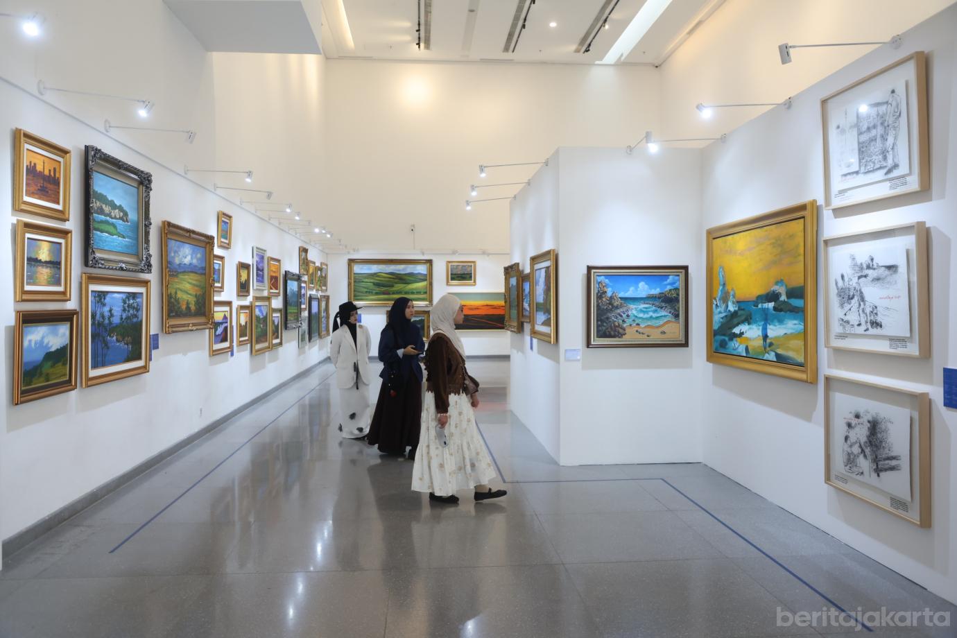 2 sby pameran