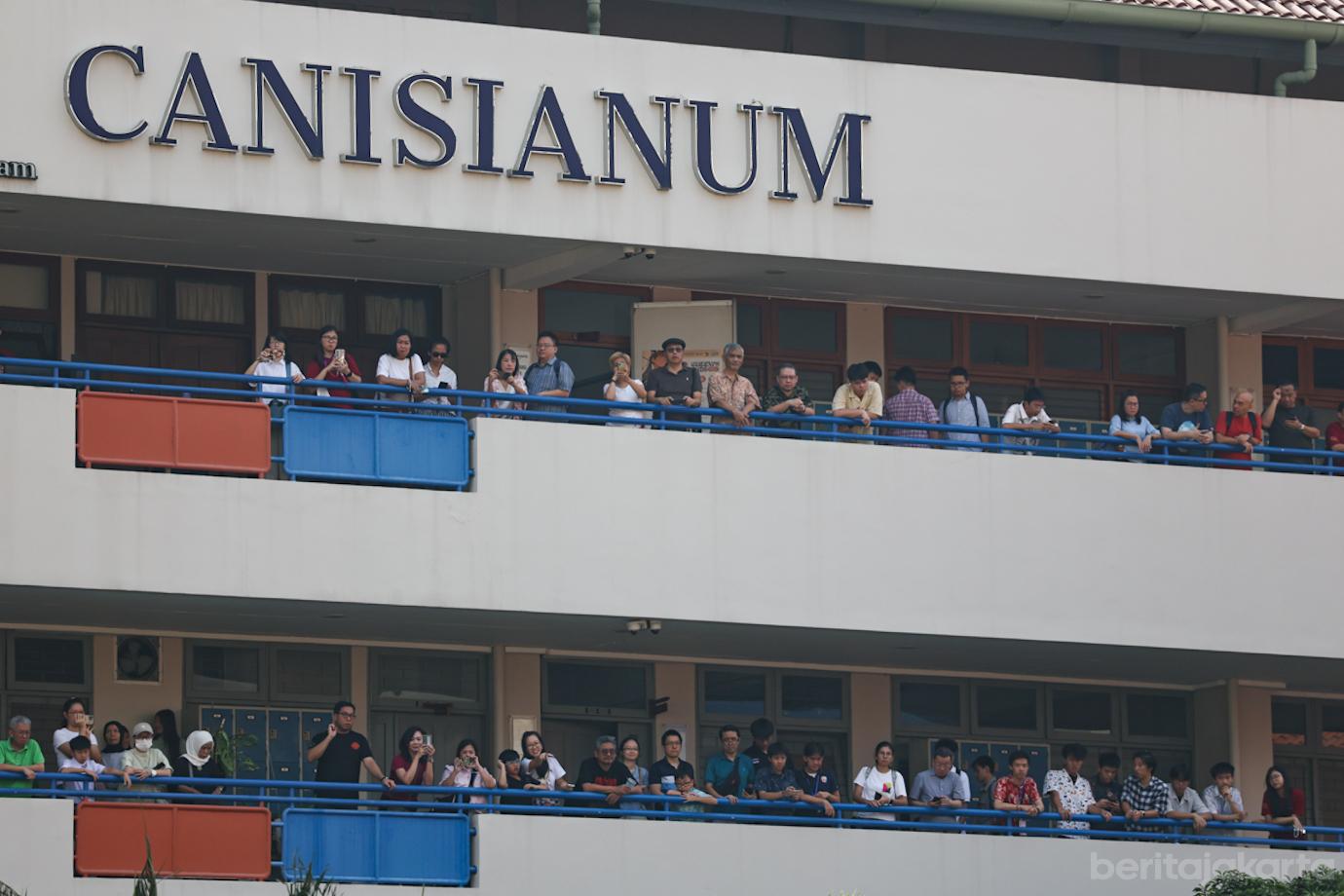 Gubernur Kanisius 6