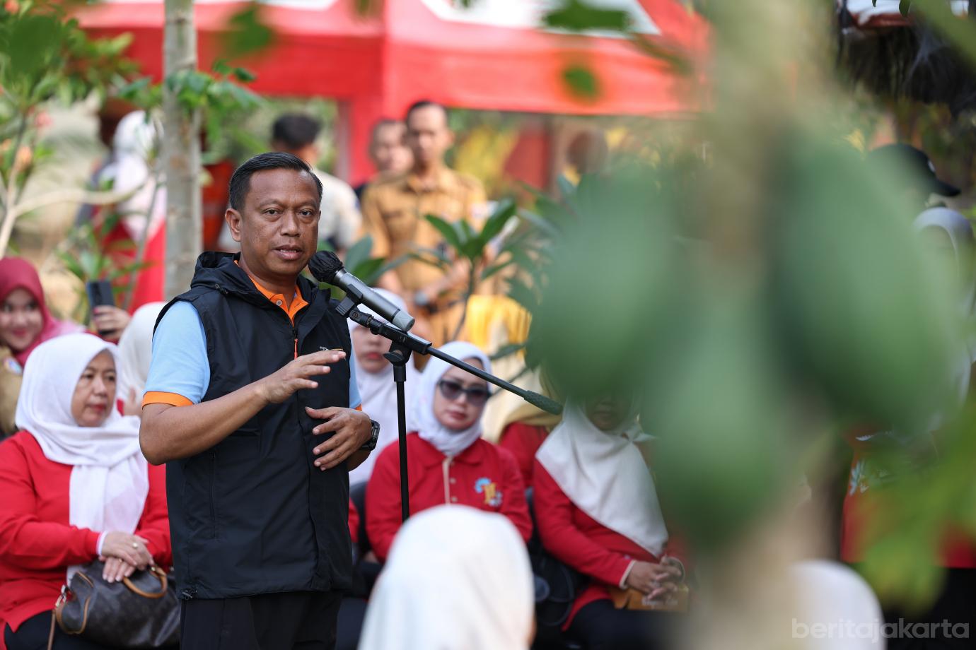 3.Panen Jagung Jakarta Timur