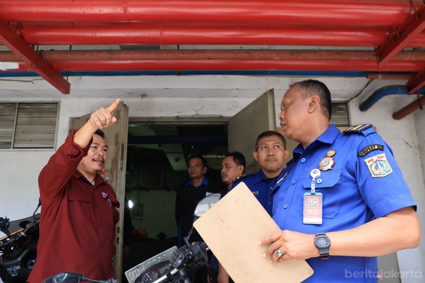 4.Gulkarmat DKI Lakukan Pengawasan Rutin di Kantor Wali Kota Jaktim